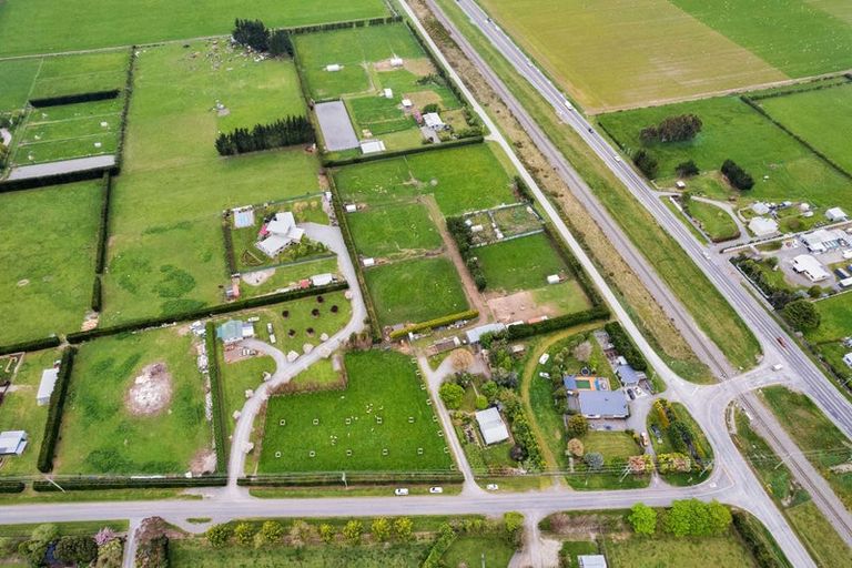 Photo of property in 16 Winslow Westerfield Road, Winslow, Ashburton, 7775