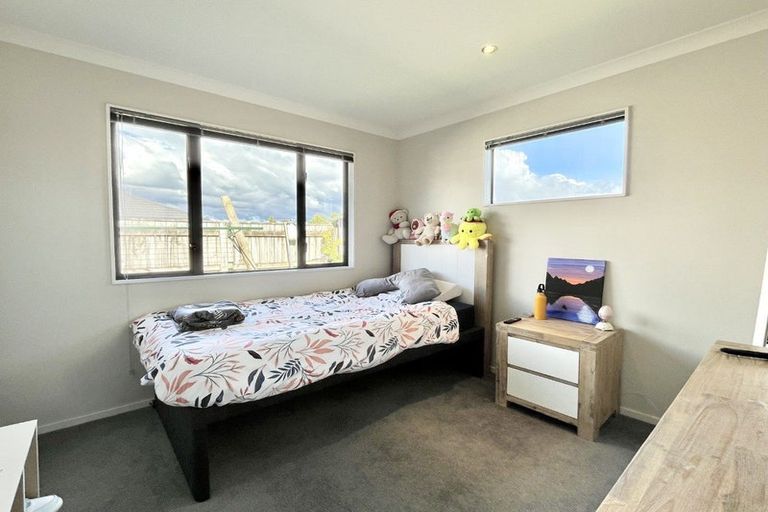 Photo of property in 20 Kelso Grove, Kelson, Lower Hutt, 5010