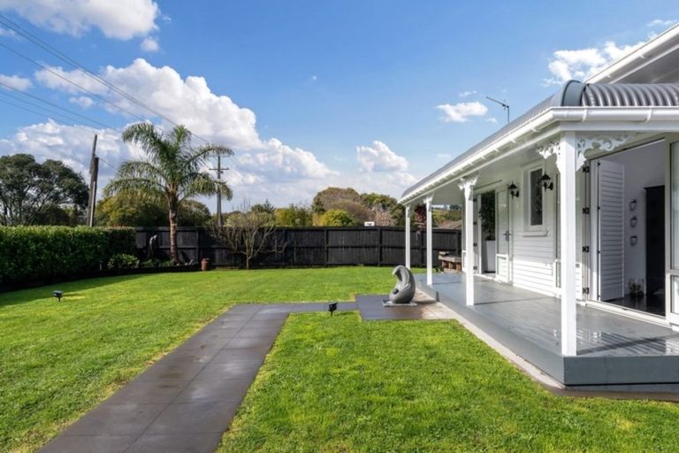 Photo of property in 100 Pukekohe East Road, Pukekohe, 2677