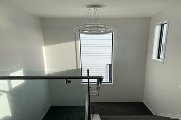 Photo of property in 39b Exminster Street, Blockhouse Bay, Auckland, 0600