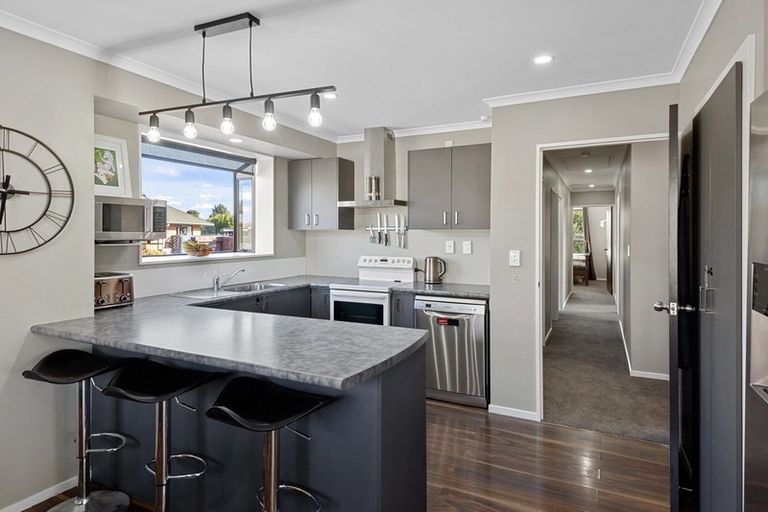 Photo of property in 14 Blakeley Place, Kaiapoi, 7630