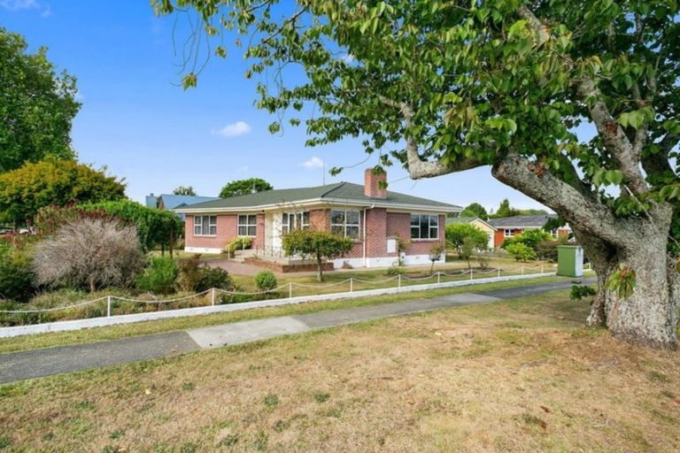 Photo of property in 46 Hall Street, Cambridge, 3434