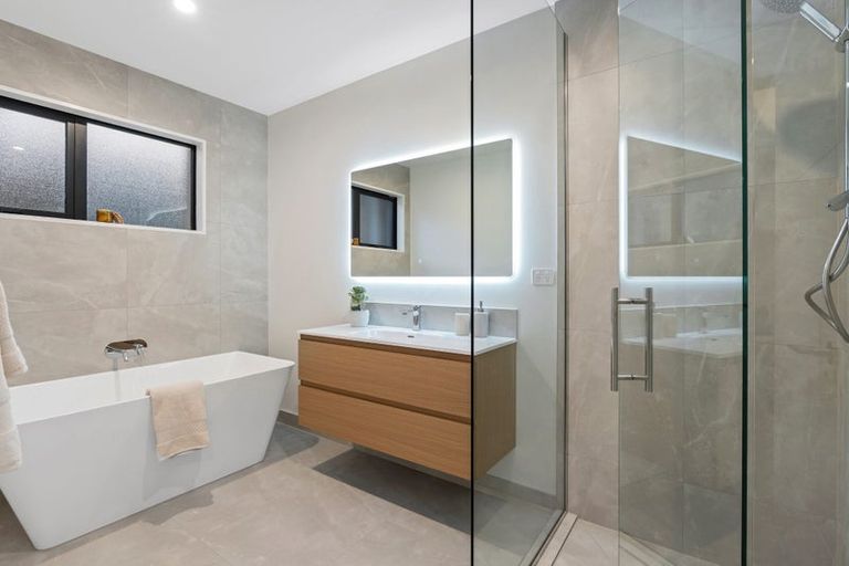 Photo of property in 16 Soleares Avenue, Mount Pleasant, Christchurch, 8081