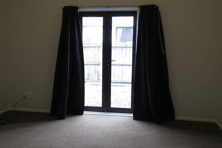 Photo of property in 2/33 Radley Street, Woolston, Christchurch, 8023