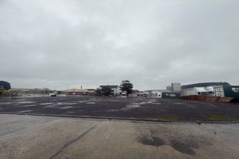 Photo of property in 2 Mayo Place, Belfast, Christchurch, 8051