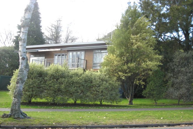 Photo of property in 24 Mata Place, Kinloch, Taupo, 3377