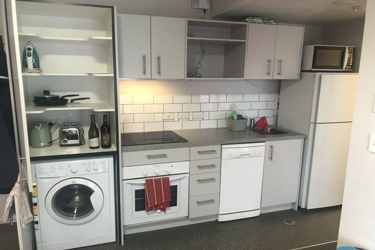 Photo of property in The Peak Apartments, 503/170 Taranaki Street, Te Aro, Wellington, 6011