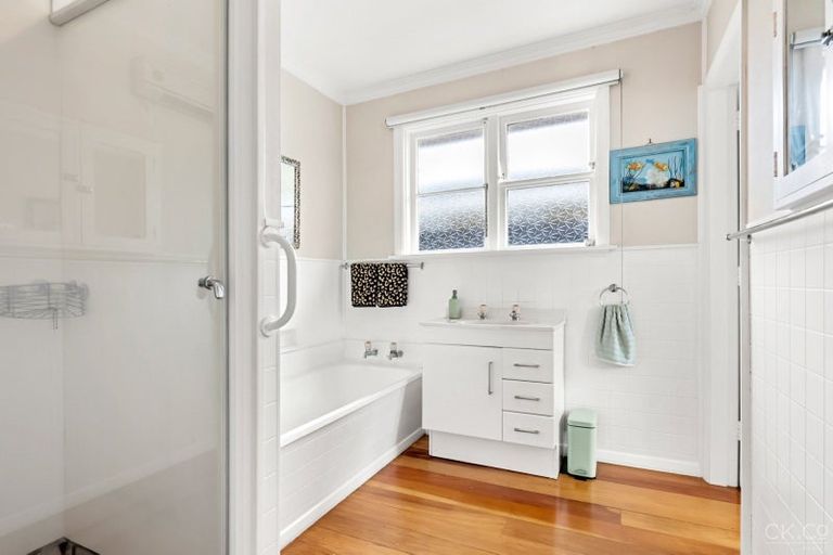 Photo of property in 1083 Fergusson Drive, Clouston Park, Upper Hutt, 5018