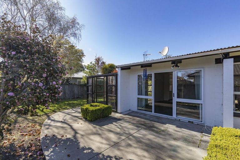 Photo of property in 2/40a Bounty Street, Bryndwr, Christchurch, 8053