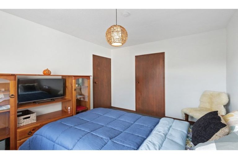 Photo of property in 2/30 Garvins Road, Hornby, Christchurch, 8042