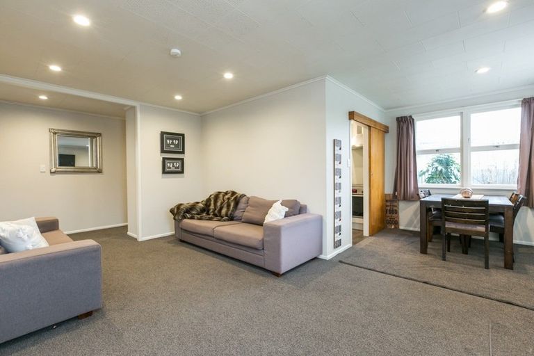 Photo of property in 33 Upham Street, Havelock North, 4130