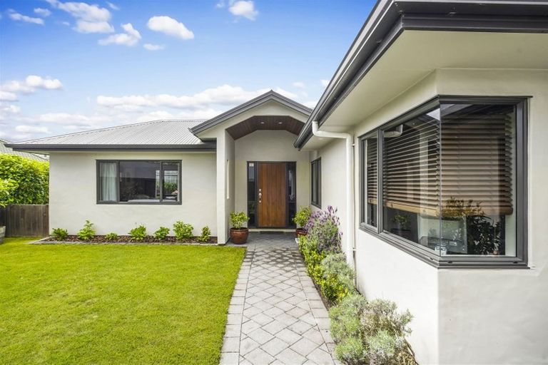 Photo of property in 11 Wiltshire Drive, Huntington, Hamilton, 3210