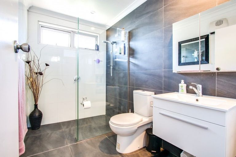 Photo of property in 69 Puketapu Road, Taradale, Napier, 4112