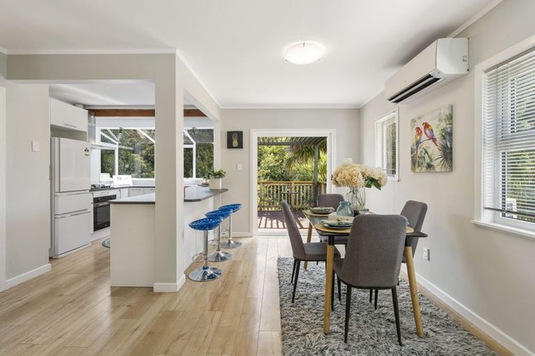 Photo of property in 38 Paramu Avenue, Birkdale, Auckland, 0626