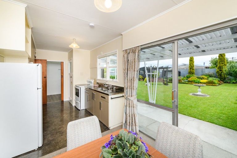 Photo of property in 12 Dewe Avenue, Feilding, 4702