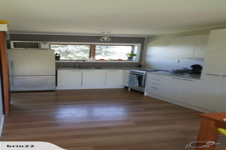 Photo of property in 2/38 Kirrie Avenue, Te Atatu South, Auckland, 0610