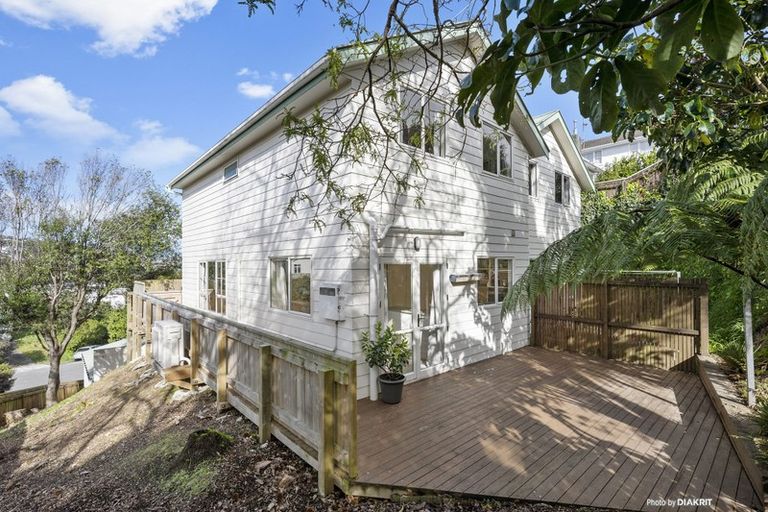 Photo of property in 2/9 Braemar Terrace, Johnsonville, Wellington, 6037