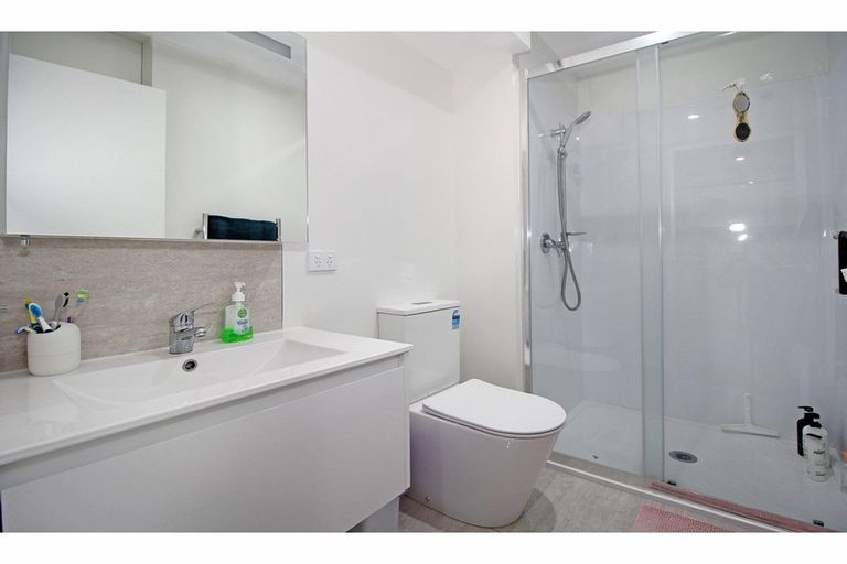 Photo of property in 206/8 Gray Avenue, Mangere East, Auckland, 2024