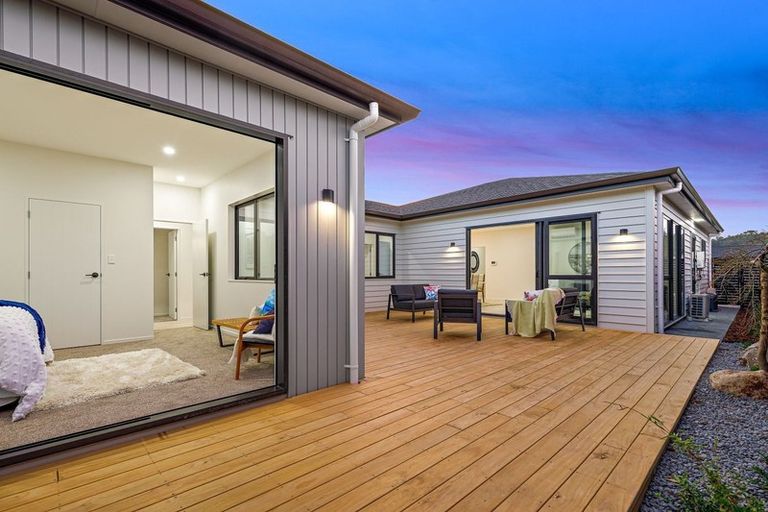 Photo of property in 39 Jeroboam Loop, Kumeu, 0810