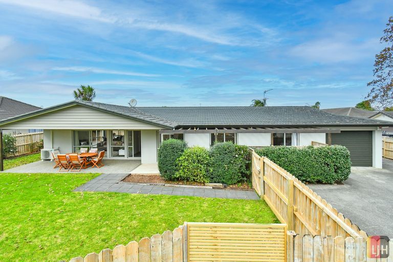 Photo of property in 5 Wairua Place, Pukekohe, 2120