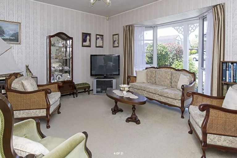 Photo of property in 147 Prince Regent Drive, Farm Cove, Auckland, 2012