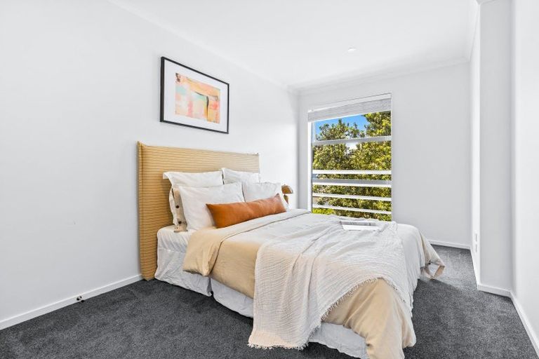 Photo of property in 76 Bomb Point Drive, Hobsonville, Auckland, 0616