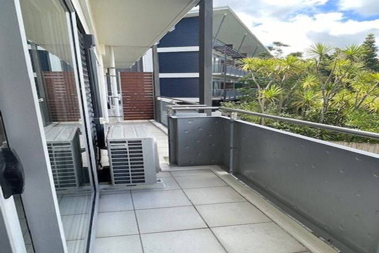 Photo of property in Albany Central, 2d/210 Dairy Flat Highway, Albany, Auckland, 0632