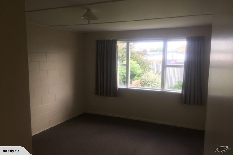 Photo of property in 1/3 Skerten Avenue, Hornby, Christchurch, 8042