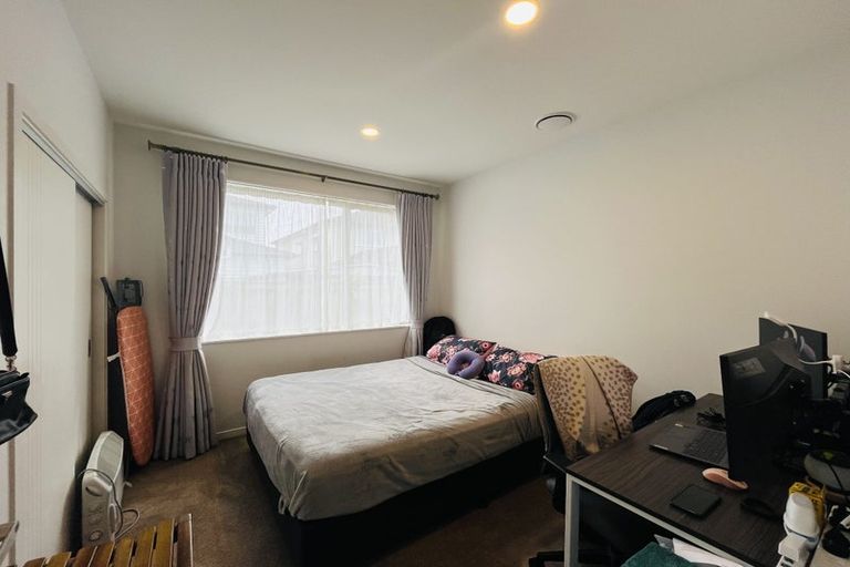 Photo of property in 19 Drumbuoy Drive, Flat Bush, Auckland, 2019