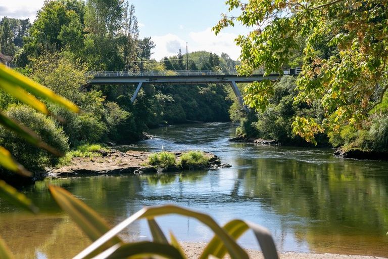 Photo of property in 6b Dominion Avenue, Cambridge, 3434