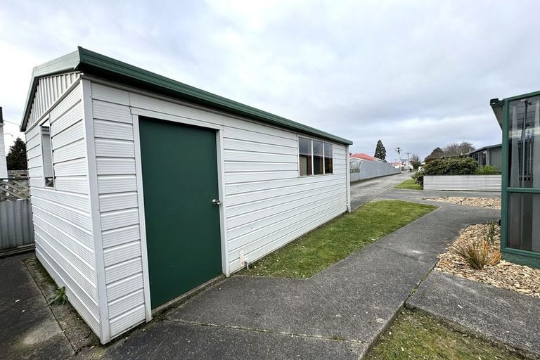 Photo of property in 50d Lanark Street, Balclutha, 9230