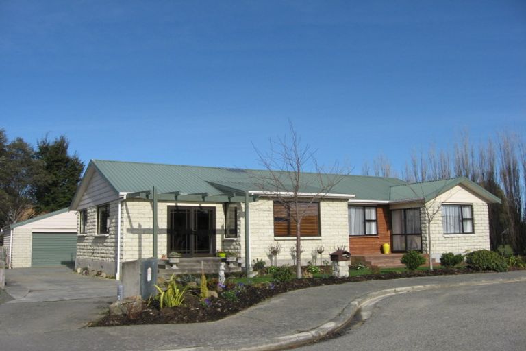 Photo of property in 65 Welsh Road, Winton, 9720