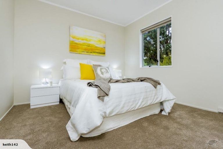 Photo of property in 8 Dakota Avenue, Beach Haven, Auckland, 0626