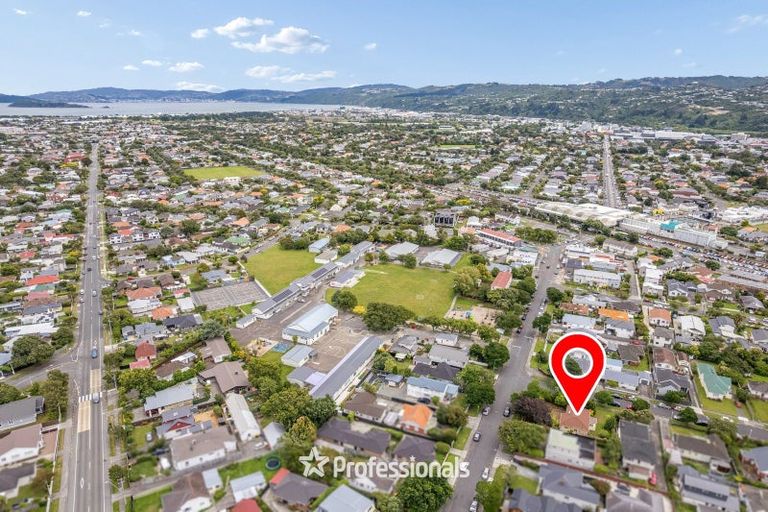 Photo of property in 37 Hardy Street, Waterloo, Lower Hutt, 5011