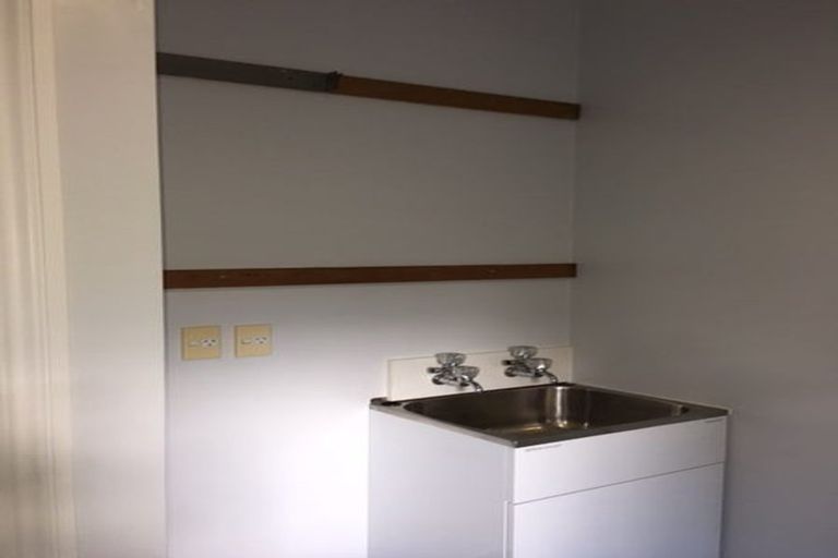 Photo of property in 323f Mount Eden Road, Mount Eden, Auckland, 1024