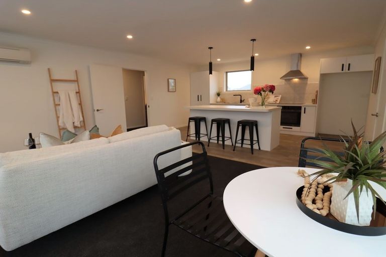 Photo of property in 16 Mcmullan Place, Oamaru North, Oamaru, 9400