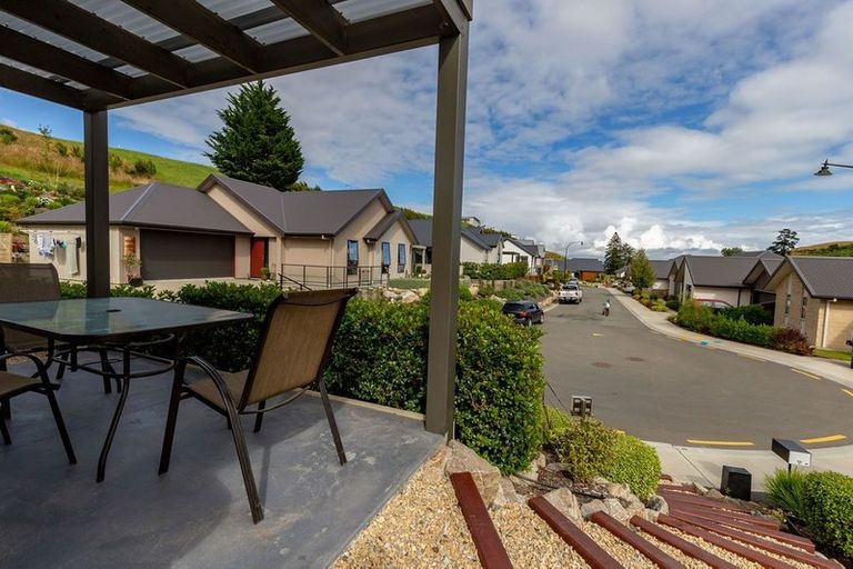 Photo of property in 25 Village Lane, Stoke, Nelson, 7011