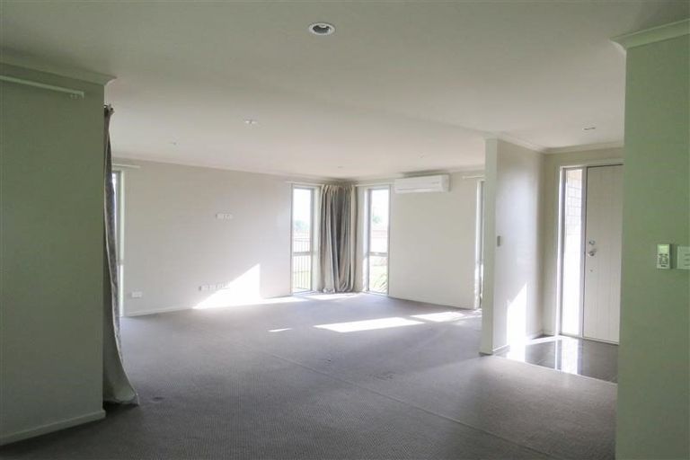 Photo of property in 396 Mangorei Road, Highlands Park, New Plymouth, 4312