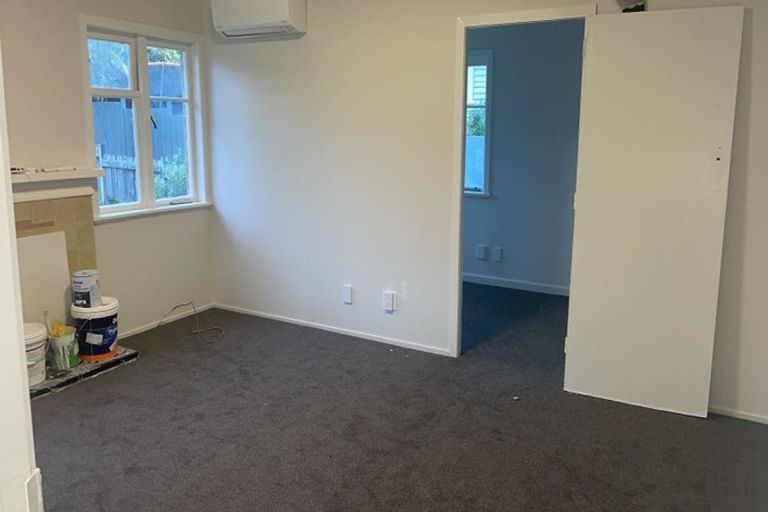 Photo of property in 63 Golf Road, New Lynn, Auckland, 0600