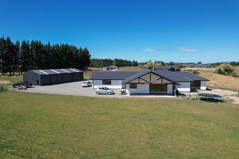 Photo of property in 405 Parsons Road, Weston, Oamaru, 9492