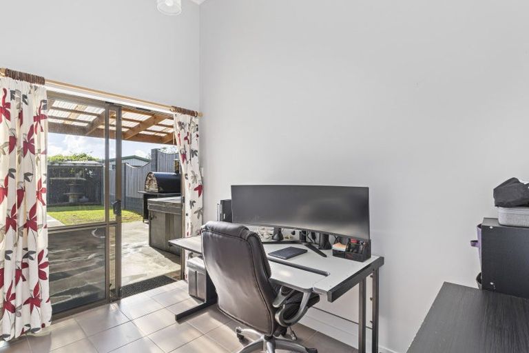 Photo of property in 129 Parklands Avenue, Bell Block, New Plymouth, 4312