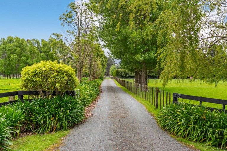 Photo of property in 39 Colletts Road, Mangaroa, Upper Hutt, 5371