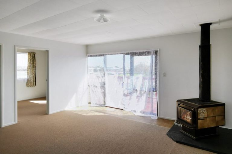 Photo of property in 27 Zelda Avenue, Clover Park, Auckland, 2023