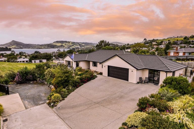 Photo of property in 9 Goddard Way, Sawyers Bay, Port Chalmers, 9023