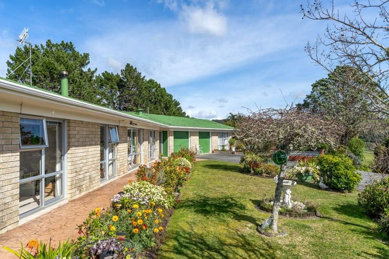 Photo of property in 413 State Highway 1, Otaika, Whangarei, 0178