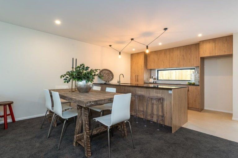 Photo of property in 2/10 Bishop Street, St Albans, Christchurch, 8014