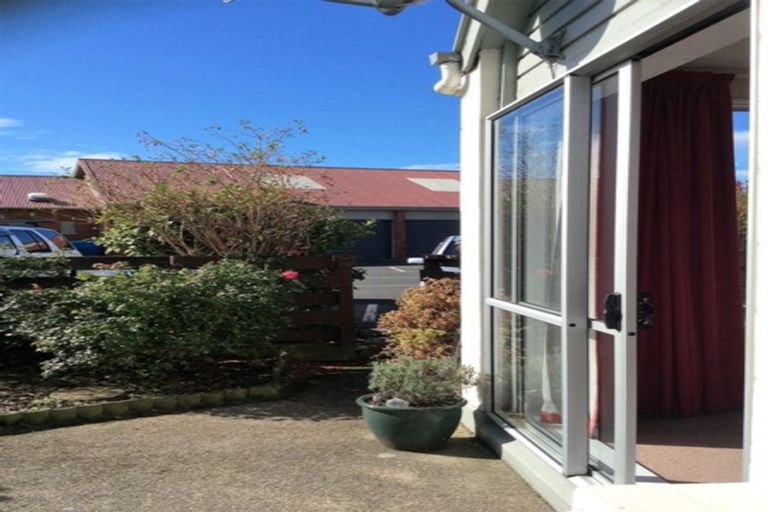 Photo of property in 17a Oxford Street, South Dunedin, Dunedin, 9012