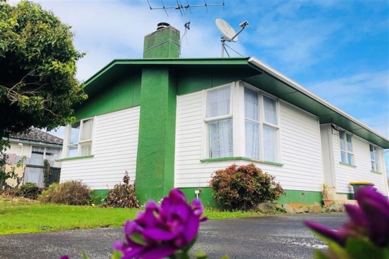 Photo of property in 26 Duggan Avenue, Mangere, Auckland, 2022