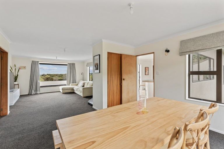 Photo of property in 805 Richmond Road, Lepperton, New Plymouth, 4373