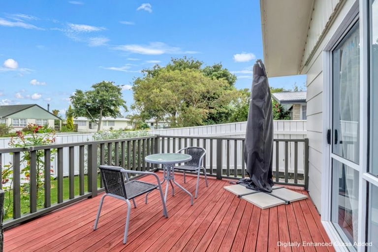 Photo of property in 111 Apollo Parade, Milson, Palmerston North, 4414